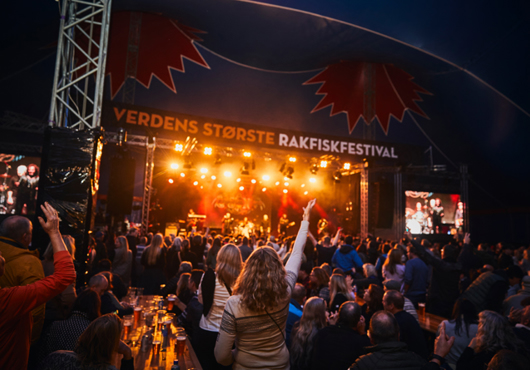 Rakfisk Stortelt Scene Publikum 2021